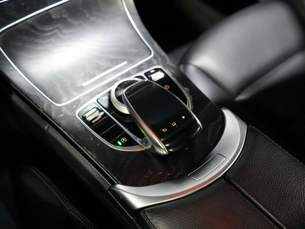 Mercedes-Benz C 300 * AMG* CAMERA* Head up* KEYLESS* �������*  | Mobile.bg � ����������� 13