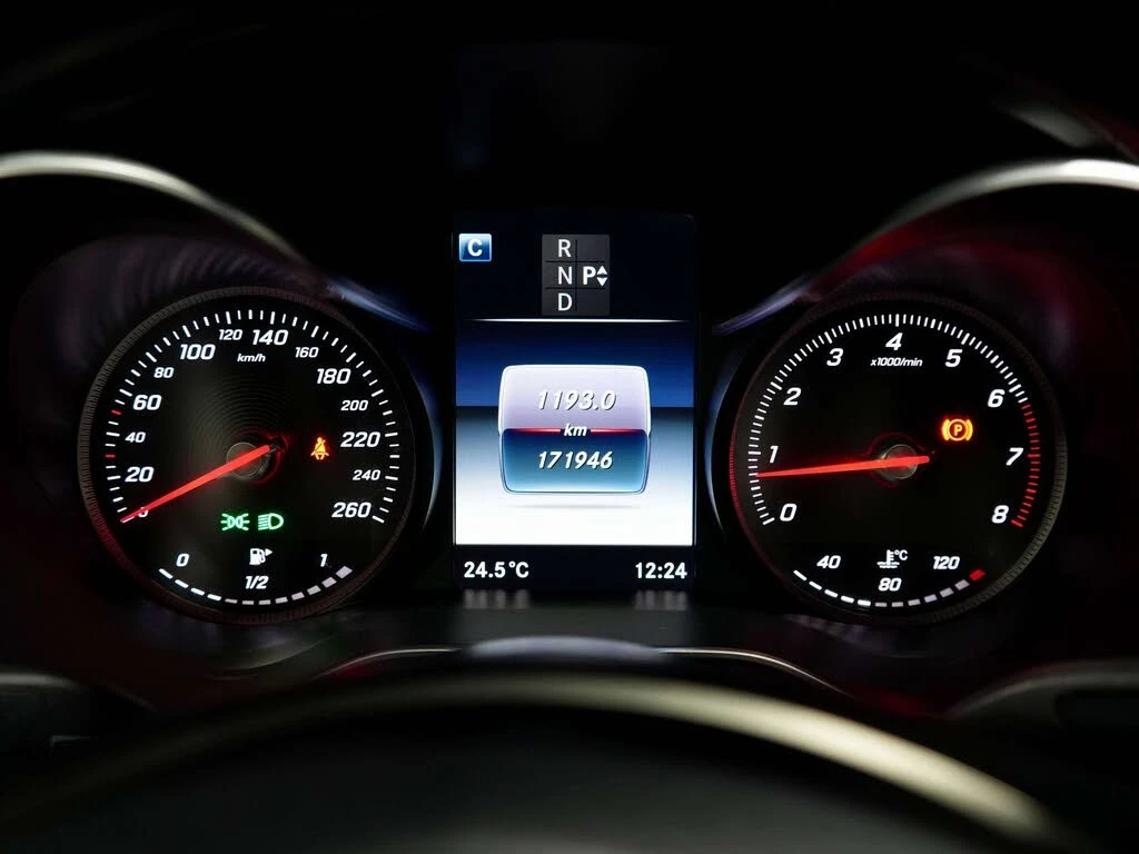 Mercedes-Benz C 300 * AMG* CAMERA* Head up* KEYLESS* �������*  | Mobile.bg � ����������� 12