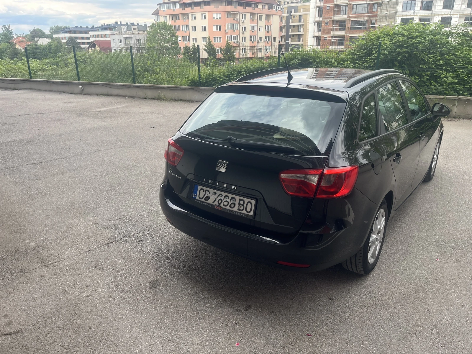 Seat Ibiza 1.2 TDI ST, снимка 7 - Автомобили и джипове - 55985308
