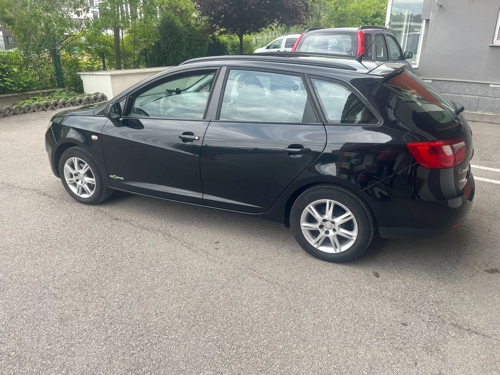 Seat Ibiza 1.2 TDI ST, снимка 9 - Автомобили и джипове - 55985308