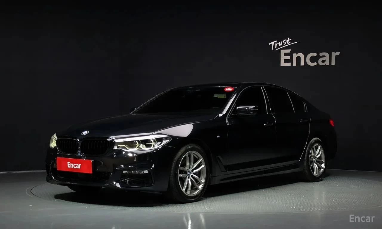 BMW 530 xDrive M Sport/360/ДИСТРОНИК/ОБДУХ/ХЕДЪП