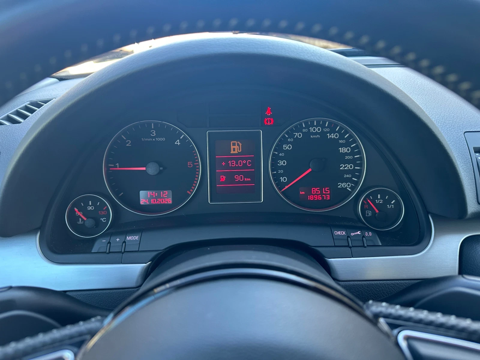 Audi A4 2.0 TDI S-line, снимка 11 - Автомобили и джипове - 56639299