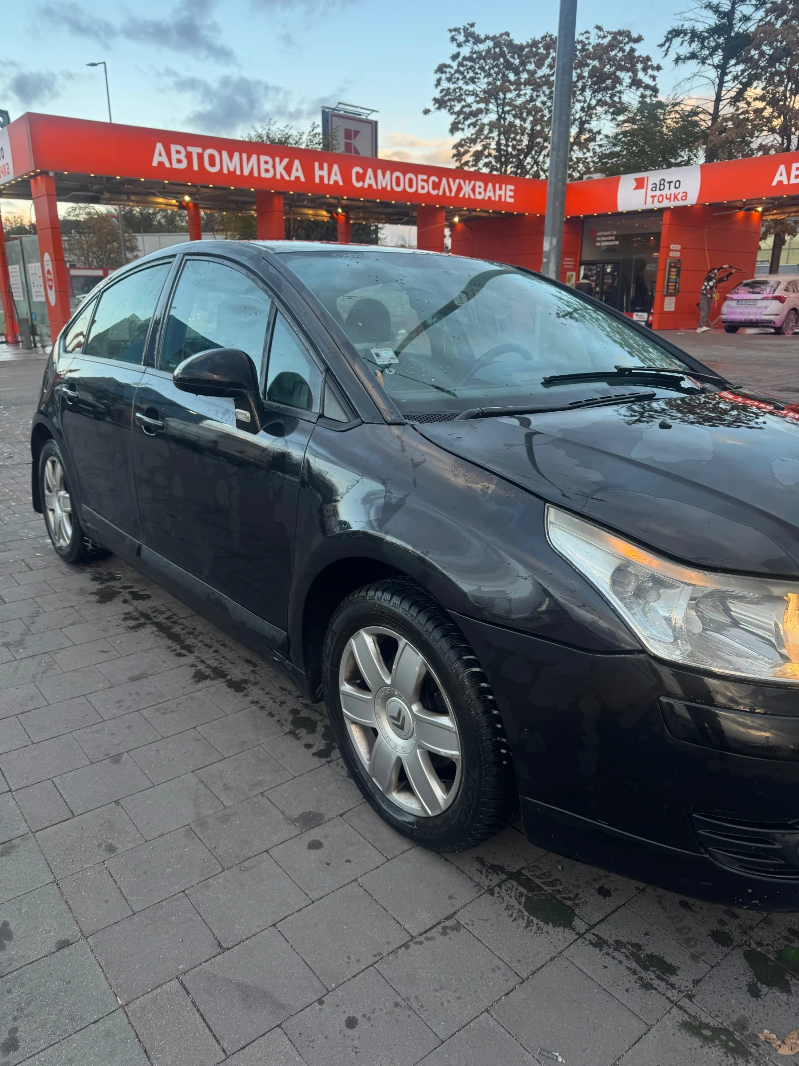 Citroen C4 1.6 HDI, снимка 3 - Автомобили и джипове - 56683317