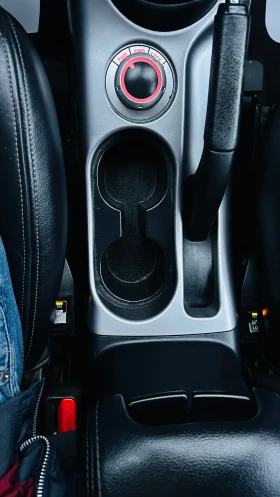 Peugeot 4007 2.2hdi-156kc-4x4-7места-Италия нави, снимка 15