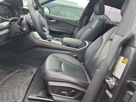 Audi Q8 Technik/ДИСТРОНИК/360 КАМ/ПАНО/2 КЛЮЧА/ОБДУХ, снимка 6
