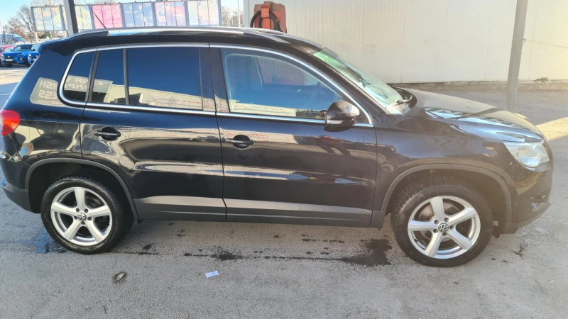 VW Tiguan, снимка 5 - Автомобили и джипове - 49491309