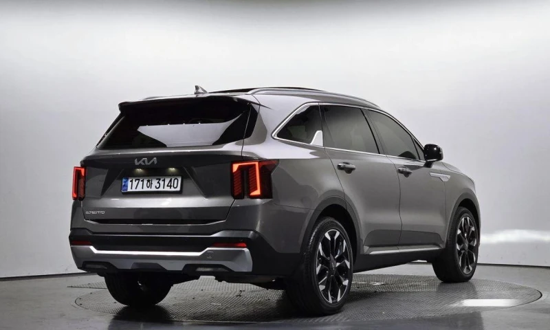 Kia Sorento Gasoline 2.5T 2WD Prestige, снимка 2 - Автомобили и джипове - 52109046
