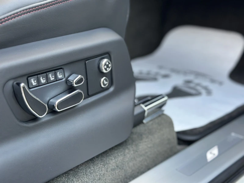 Bentley Bentayga S / TV/PANO/360 CAMERA/ , снимка 8 - Автомобили и джипове - 52169545
