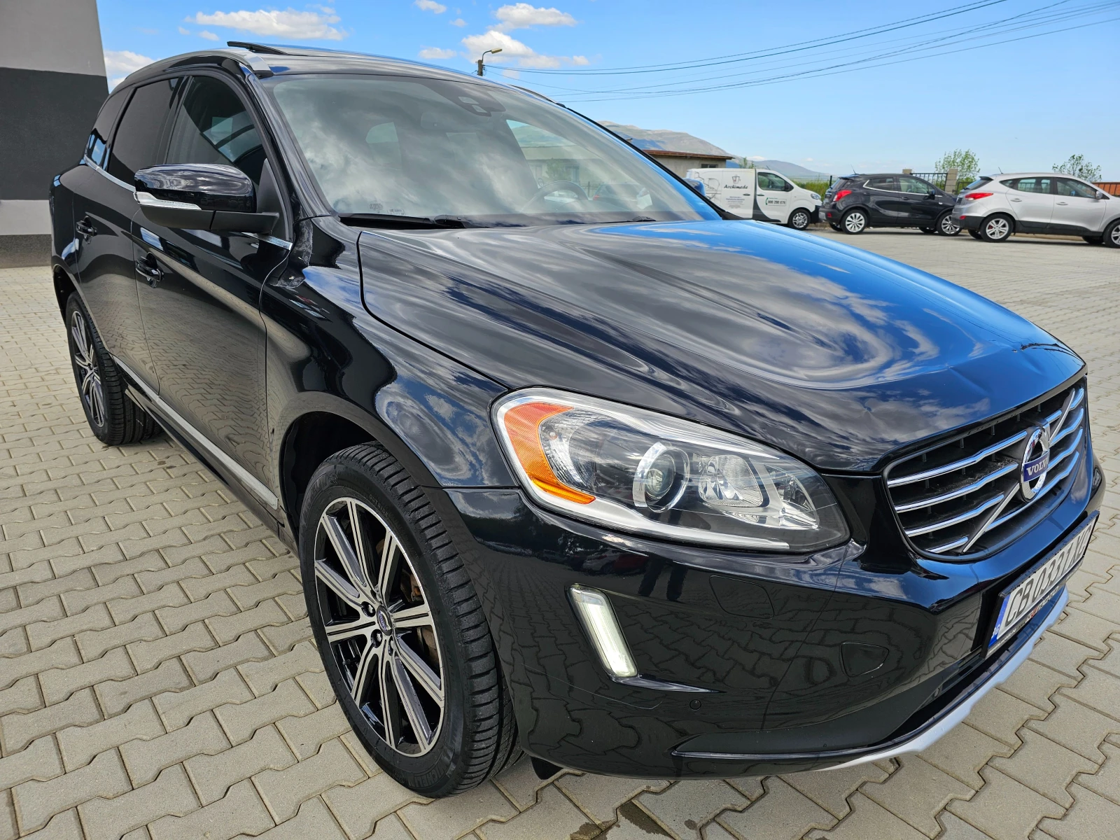 Volvo XC60 3.0 T6 Бензин, 306 к.с., Platinium, Панорама!, снимка 1
