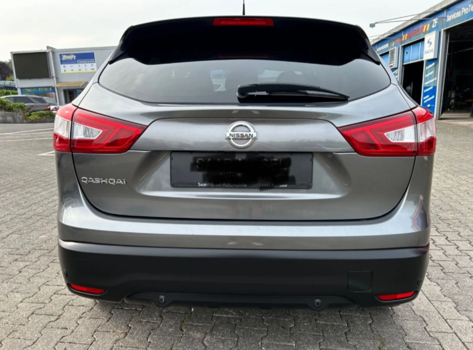 Nissan Qashqai Pano/camera/Кожа/Automatic - изображение 5