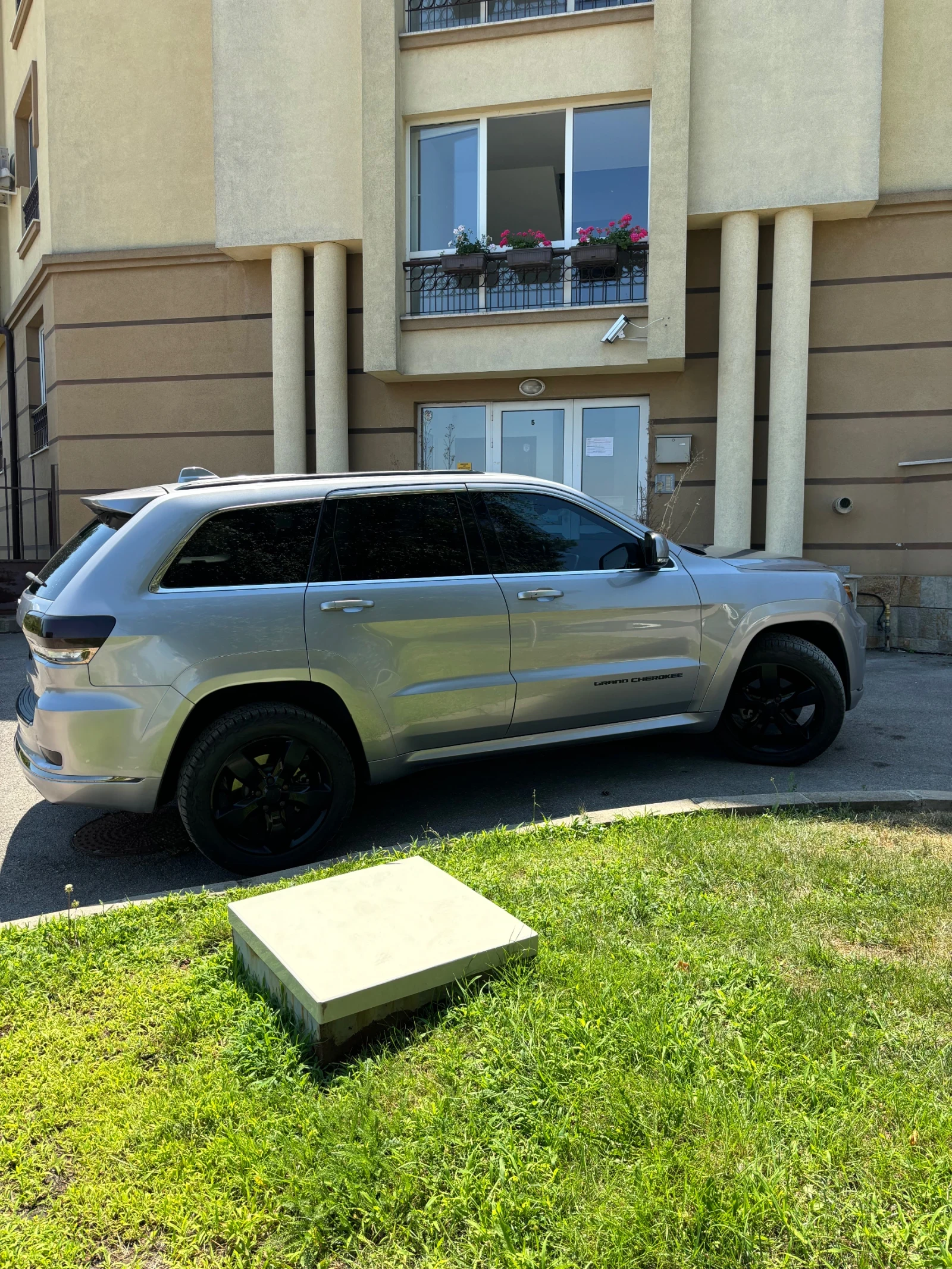 Jeep Grand cherokee  - изображение 8