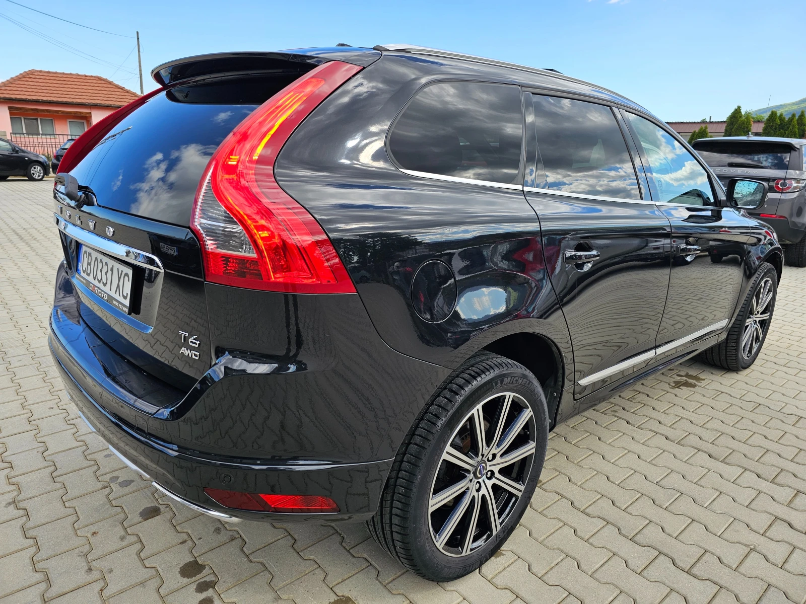 Volvo XC60 3.0 T6 Бензин, 306 к.с., Platinium, Панорама! - изображение 2