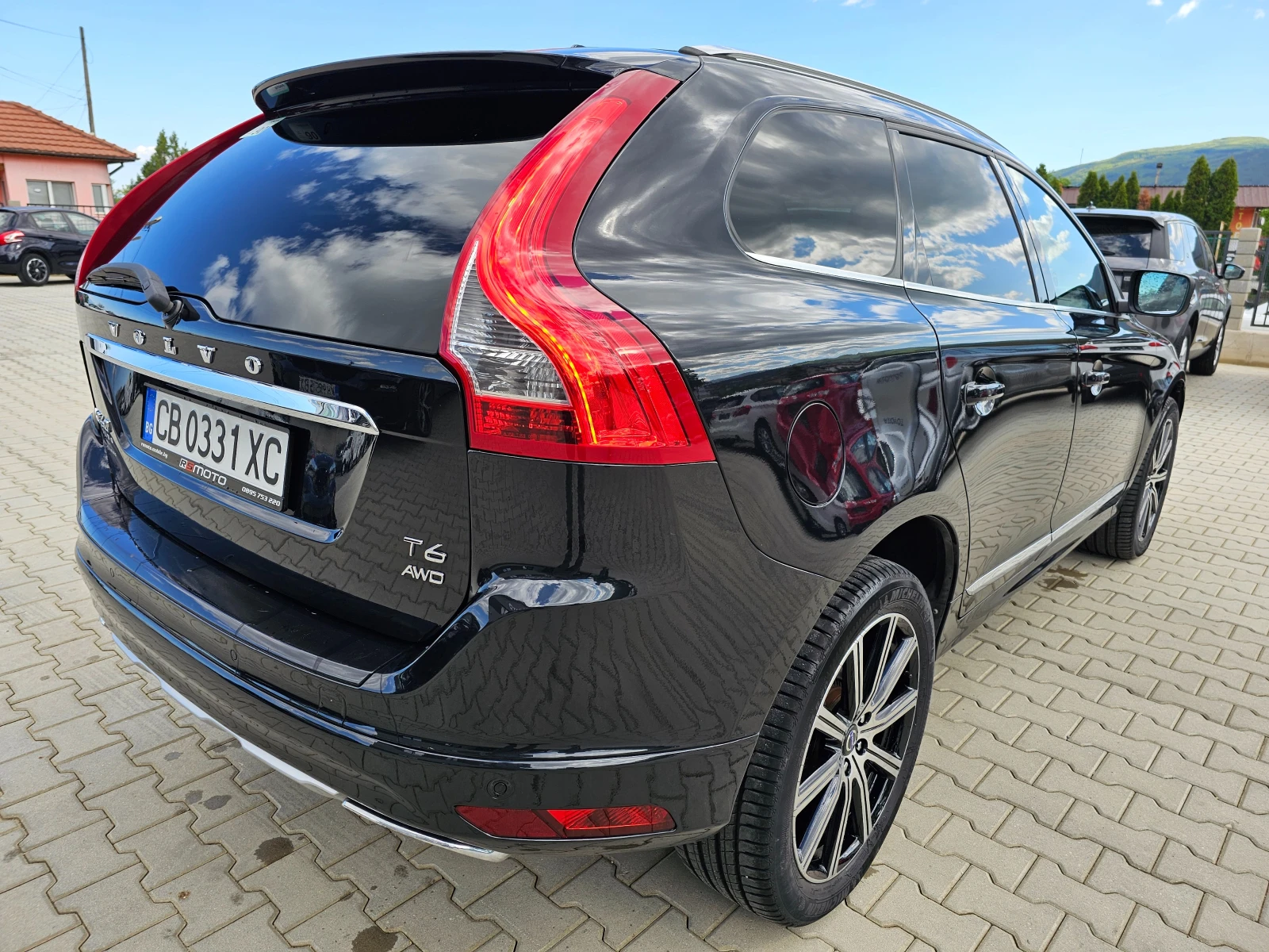 Volvo XC60 3.0 T6 Бензин, 306 к.с., Platinium, Панорама! - изображение 3
