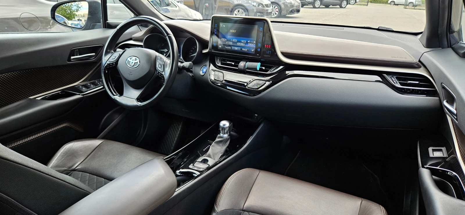 Toyota C-HR 1.8 Hybrid E-CVT Lounge - изображение 10