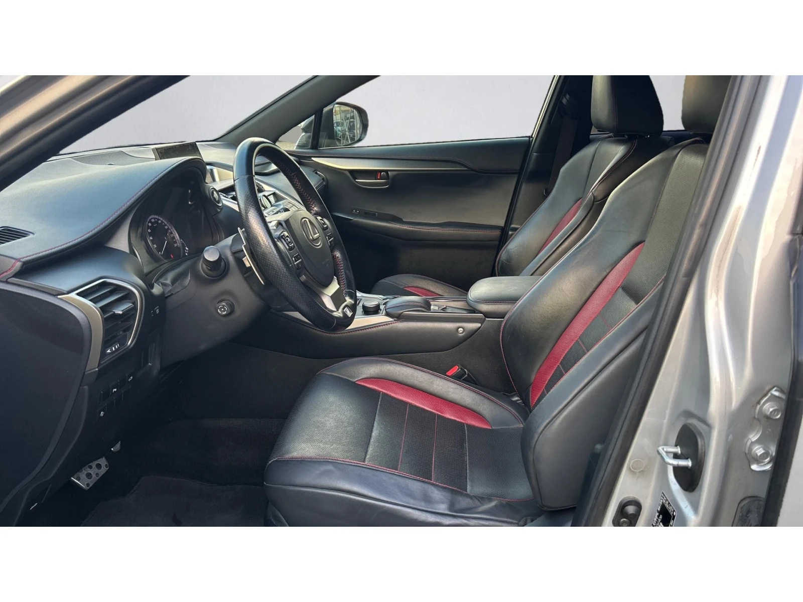 Lexus NX 300 Месечна вноска от 854 лв. - изображение 5