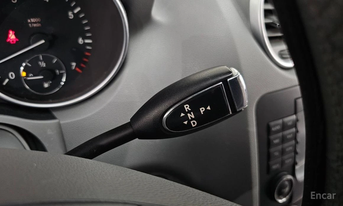 Mercedes-Benz ML 350  - изображение 9