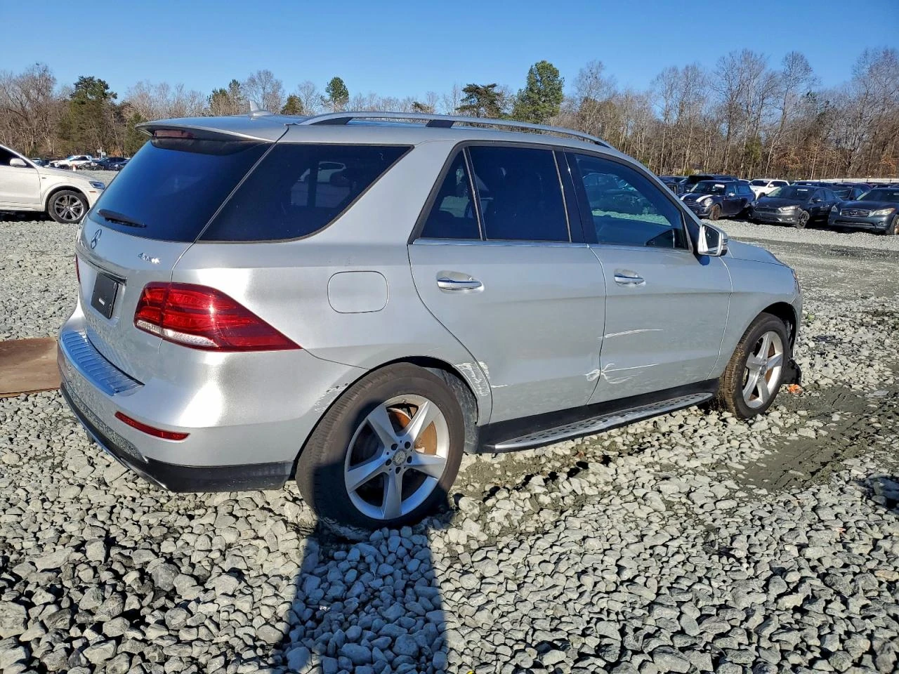 Mercedes-Benz GLE 350 4MATIC, снимка 3 - Автомобили и джипове - 53726637