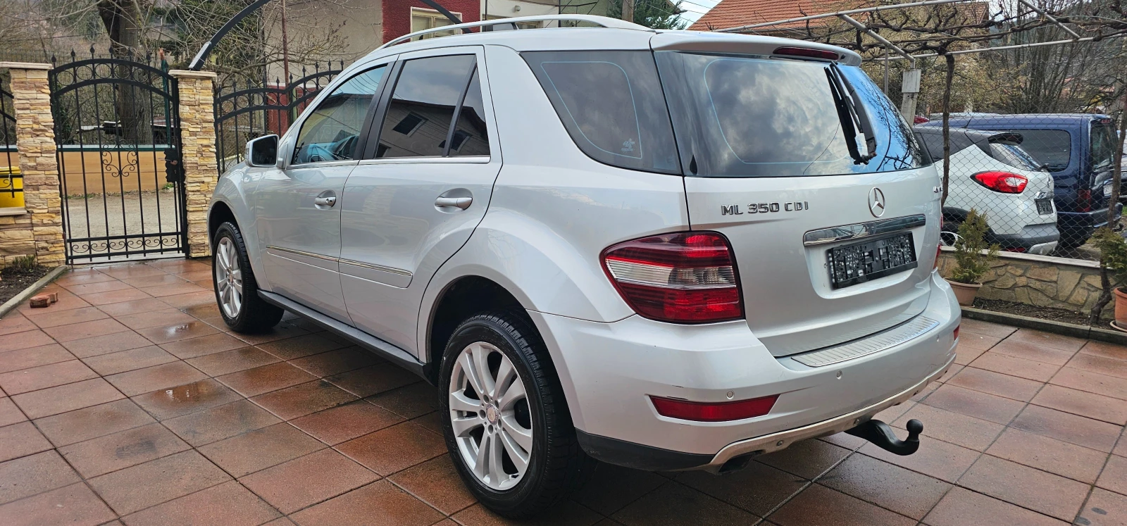 Mercedes-Benz ML 350 4 MATIC CDI, снимка 4 - Автомобили и джипове - 53978565