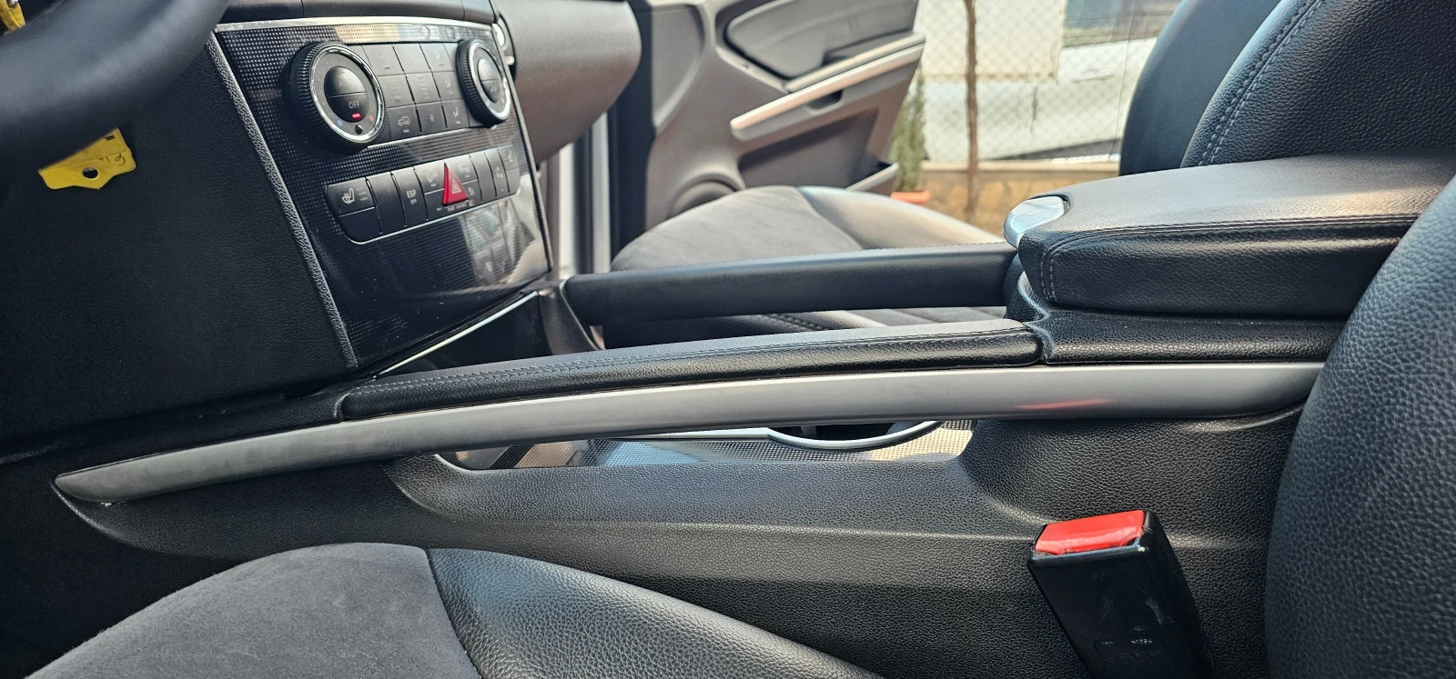 Mercedes-Benz ML 350 4 MATIC CDI, снимка 12 - Автомобили и джипове - 53978565