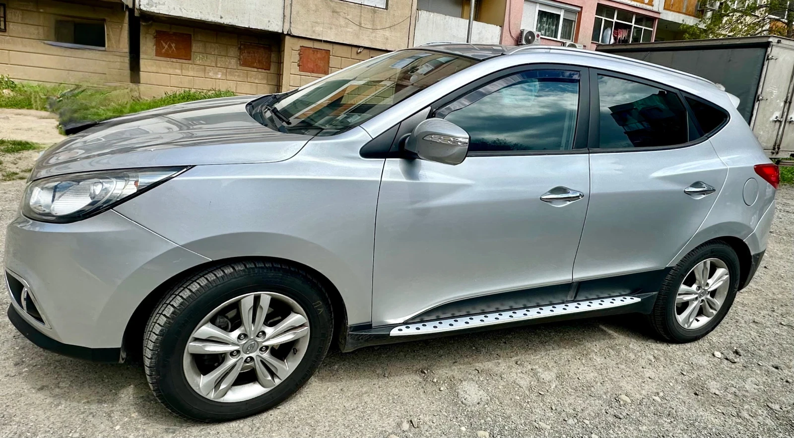 Hyundai IX35, снимка 4 - Автомобили и джипове - 54163828