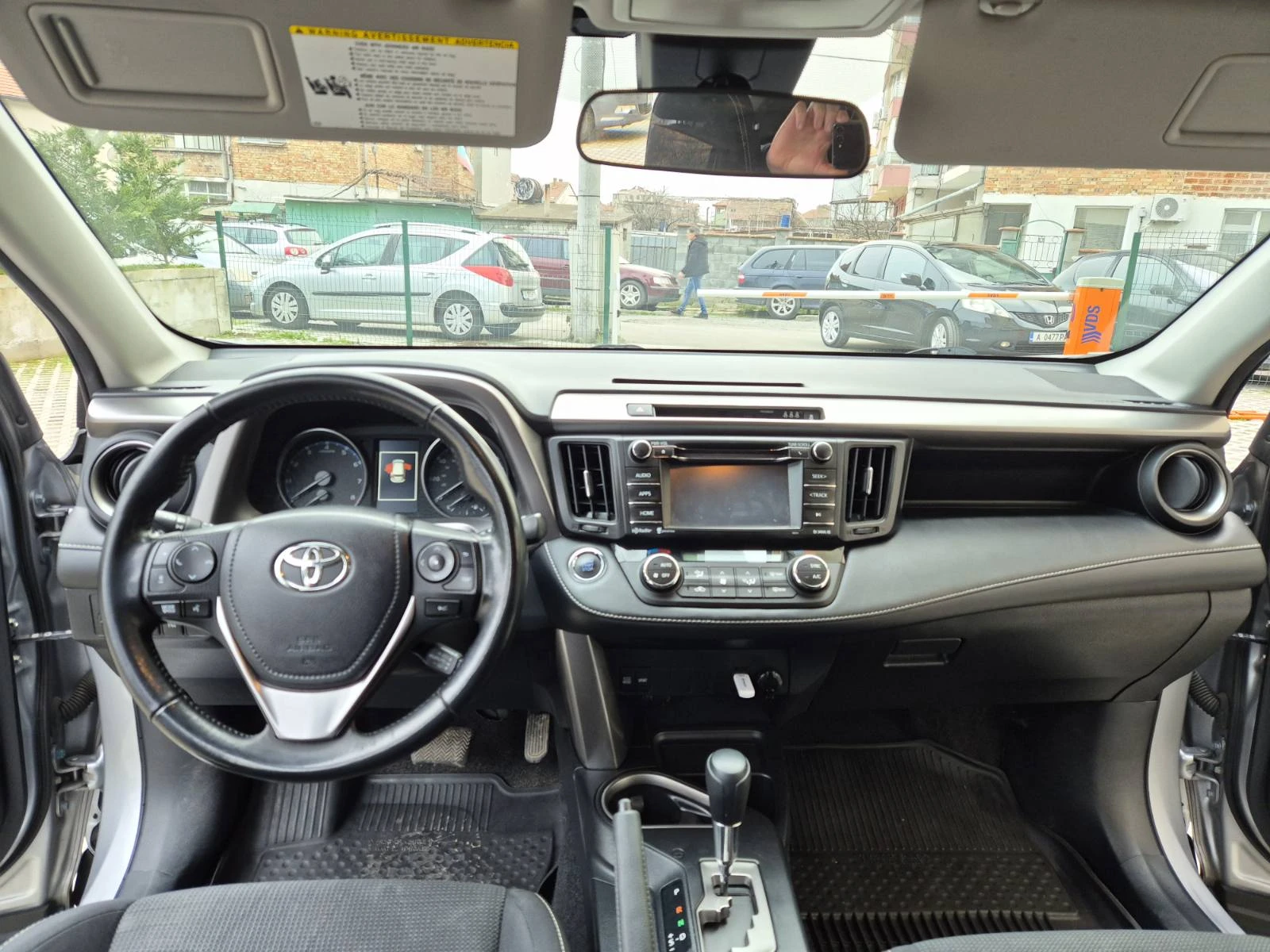 Toyota Rav4, снимка 11 - Автомобили и джипове - 54500260