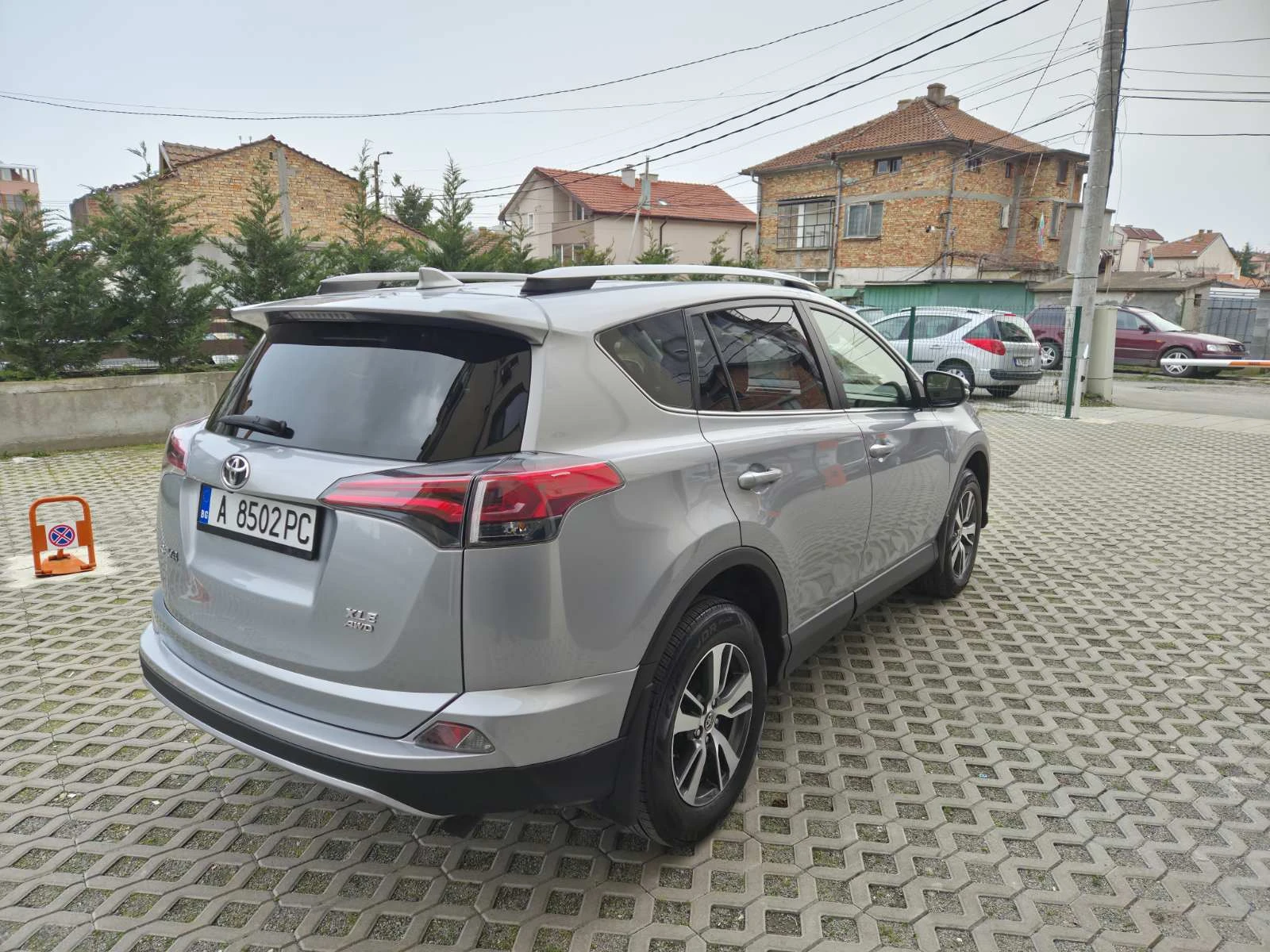 Toyota Rav4, снимка 2 - Автомобили и джипове - 54500260
