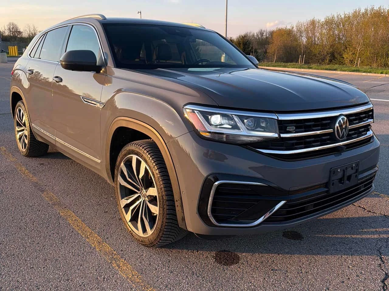 VW Atlas * Execline * 360 * ОБДУХВАНЕ * АВТОКРЕДИТ, снимка 16 - Автомобили и джипове - 54585992