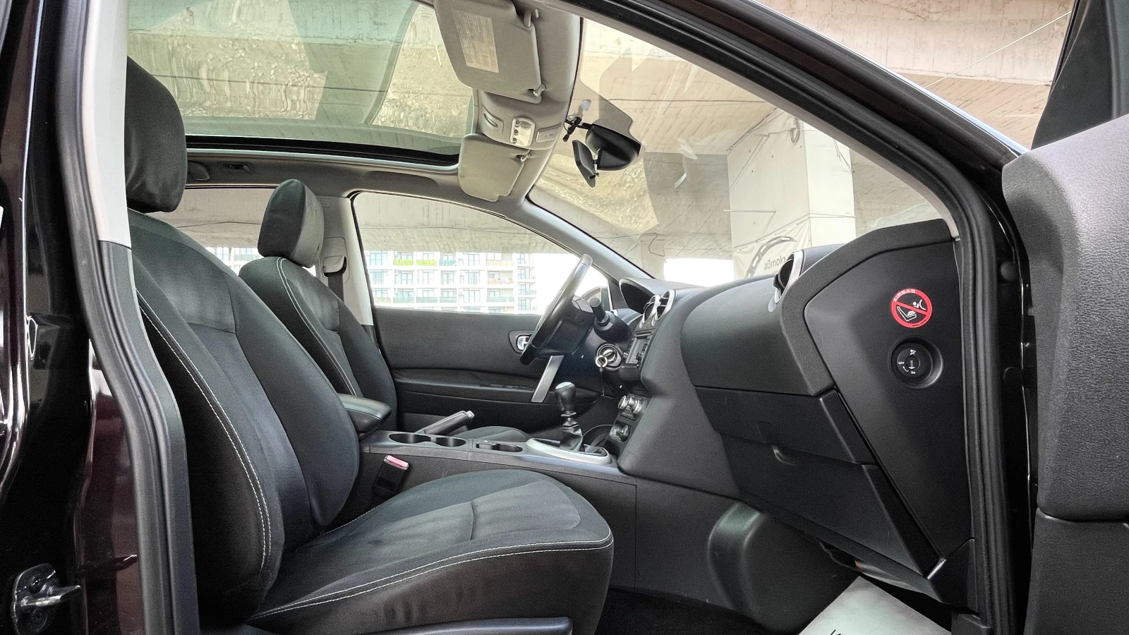 Nissan Qashqai N-TEC, снимка 13 - Автомобили и джипове - 54890240