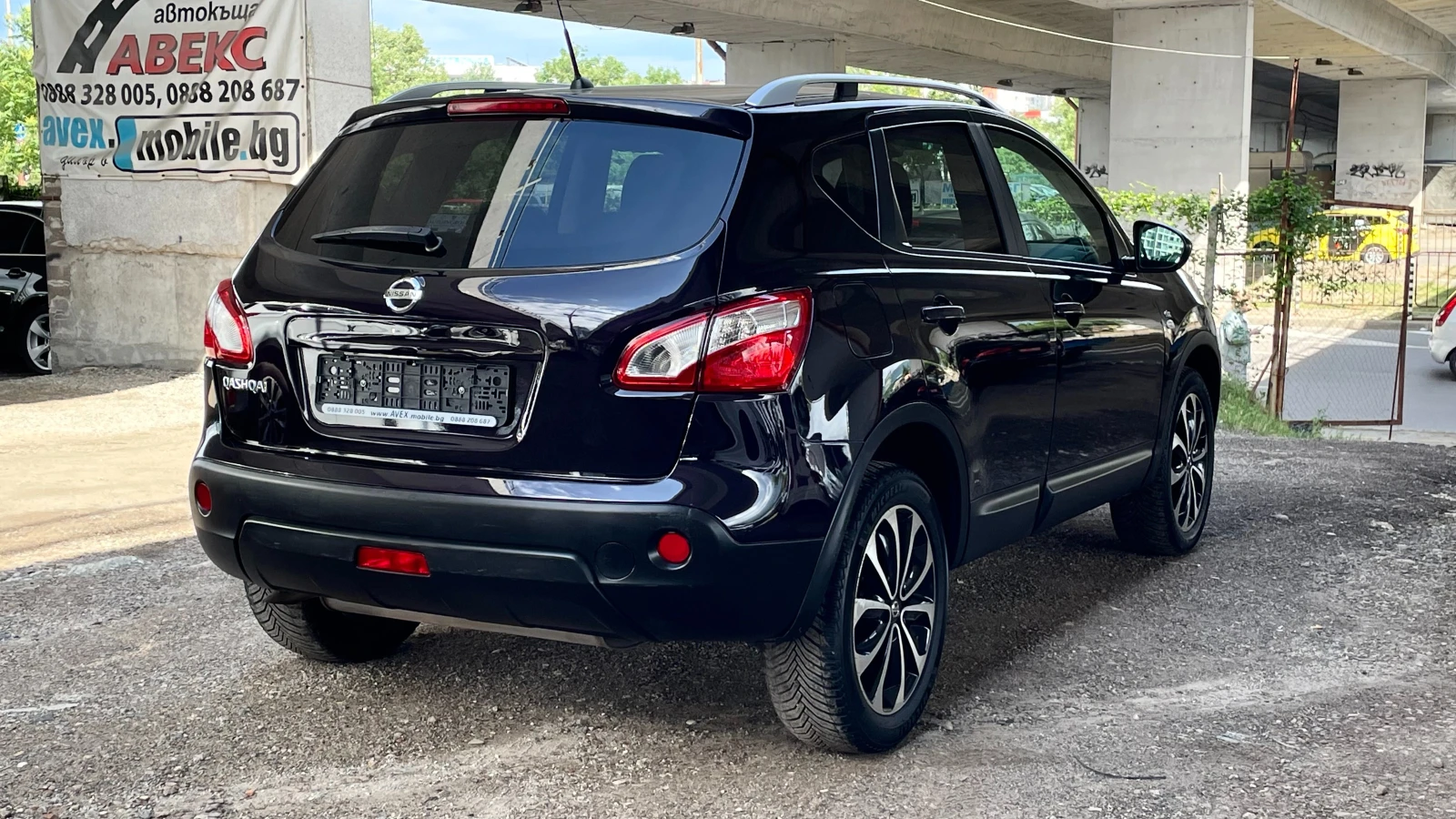 Nissan Qashqai N-TEC, снимка 5 - Автомобили и джипове - 54890240