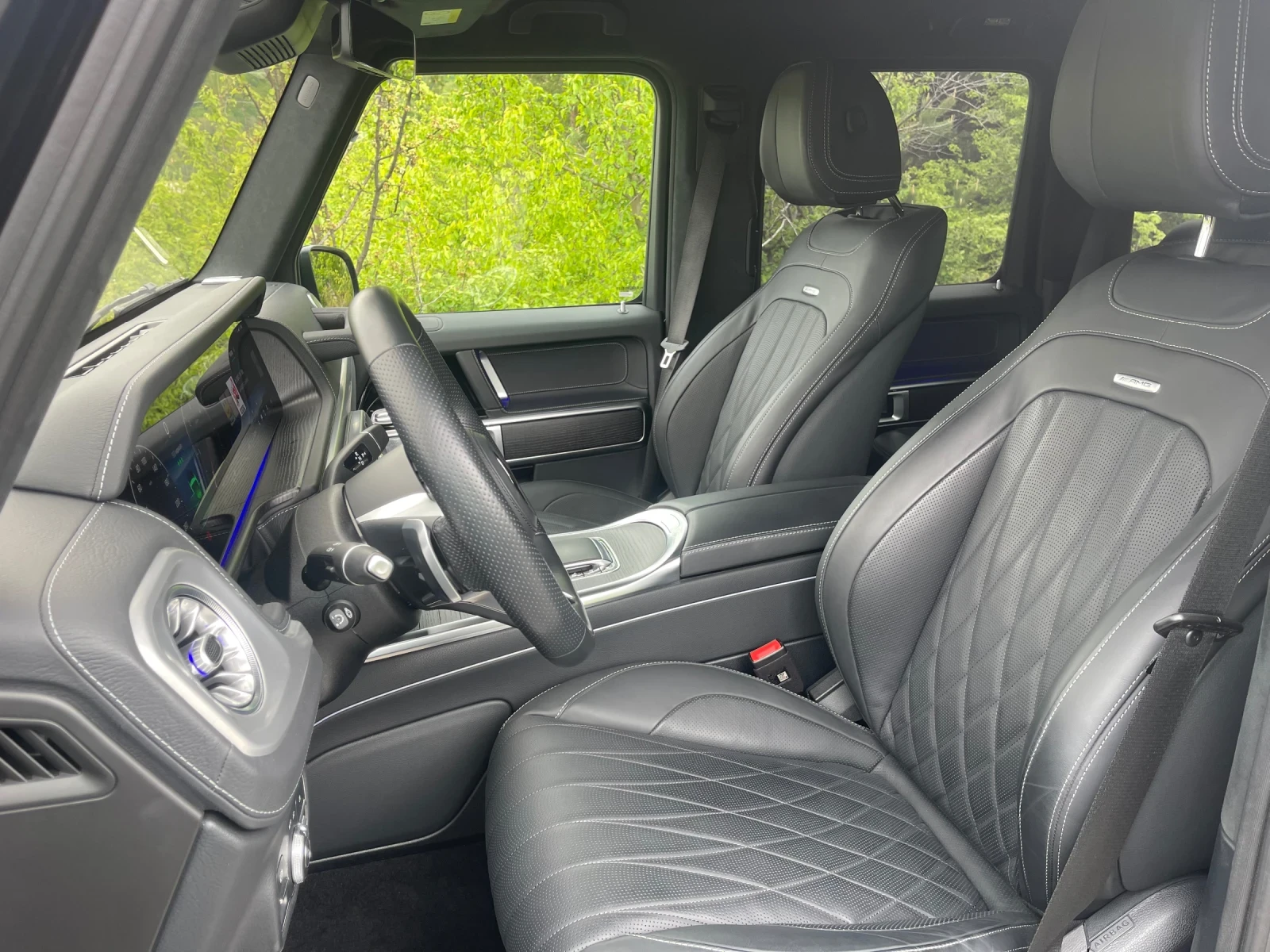 Mercedes-Benz G 63 AMG 450 Diesel * 6.3 OPTIC* 22* KEYLESS* 360CAM, снимка 5 - Автомобили и джипове - 55742707