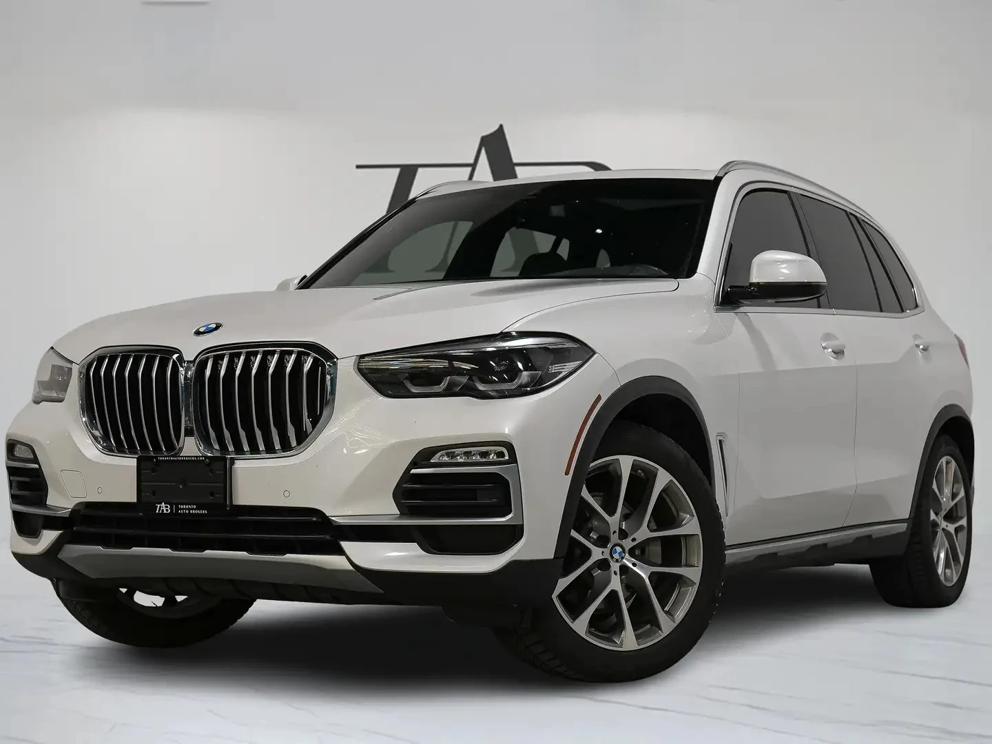 BMW X5 xDrive40i Premium pkg ЦЕНА ДО БЪЛГАРИЯ АВТОКРЕДИТ, снимка 3 - Автомобили и джипове - 55901041