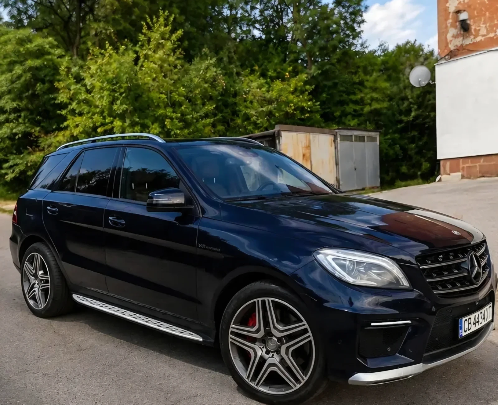 Mercedes-Benz ML 63 AMG Competition , снимка 2 - Автомобили и джипове - 56059858