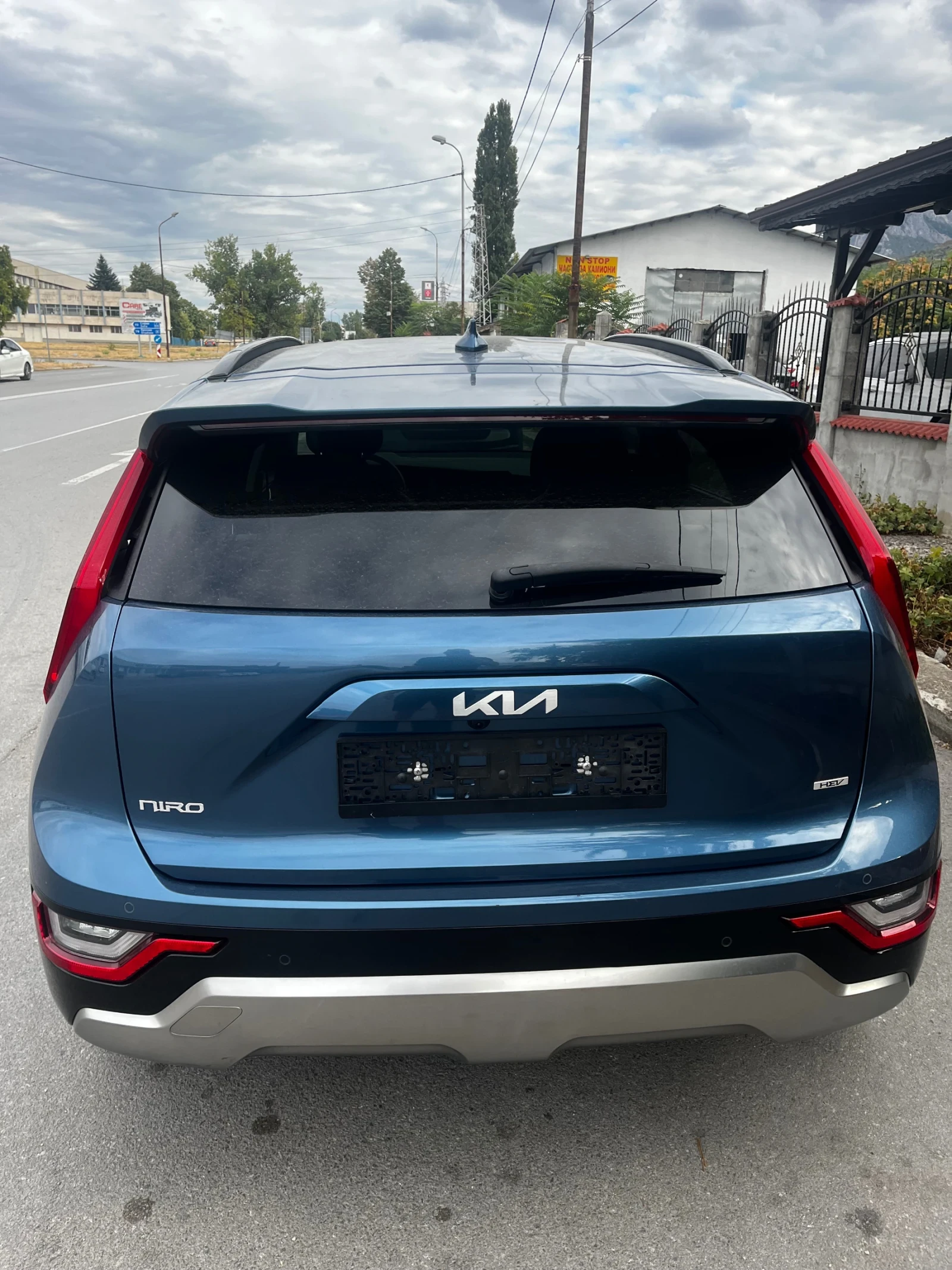 Kia Niro 45хил. Км, снимка 5 - Автомобили и джипове - 56168030