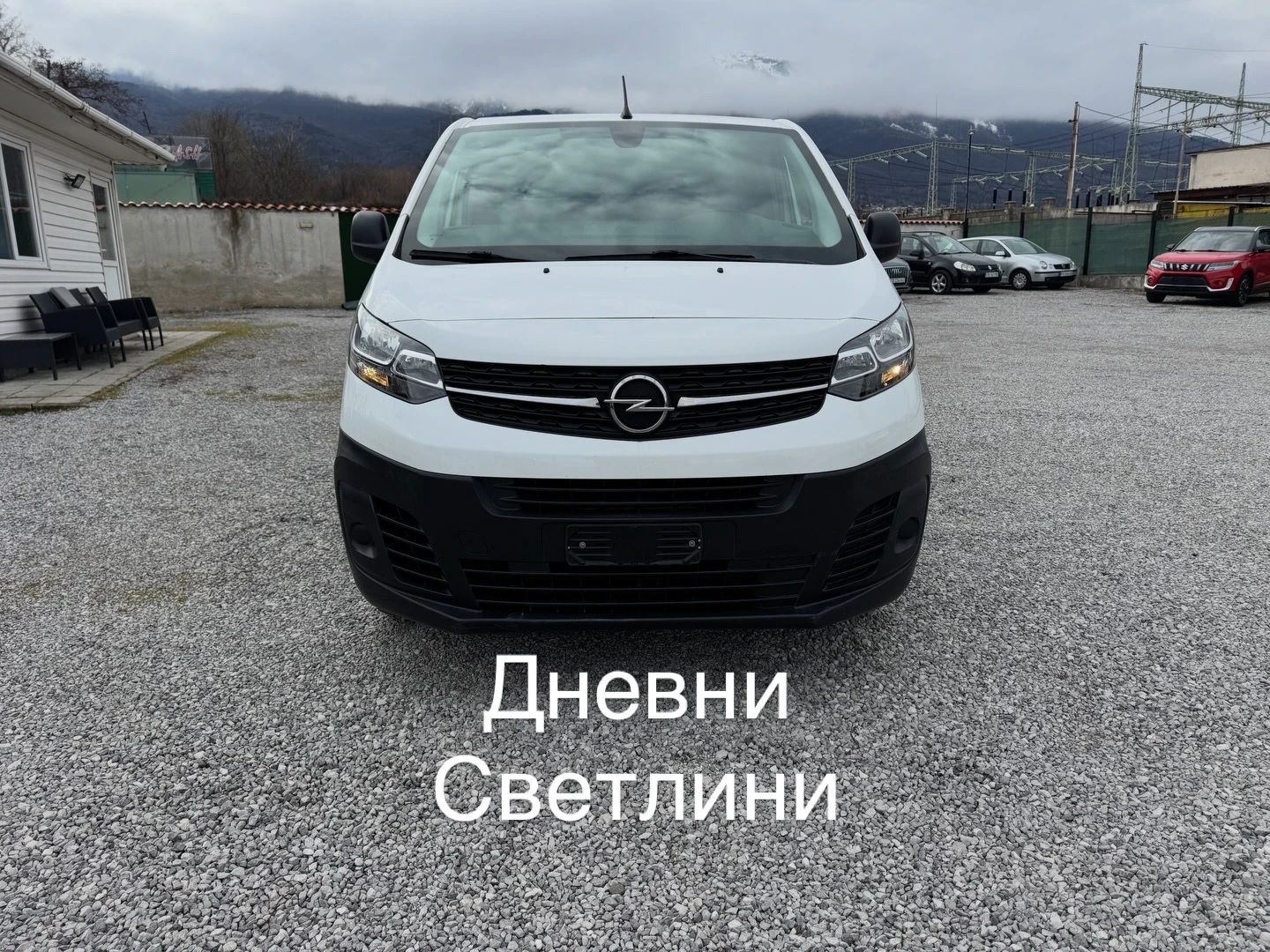 Opel Vivaro AUTOMATIC * КОЖА* КАМЕРА* 2.0d 123hp* euro 6 - изображение 6