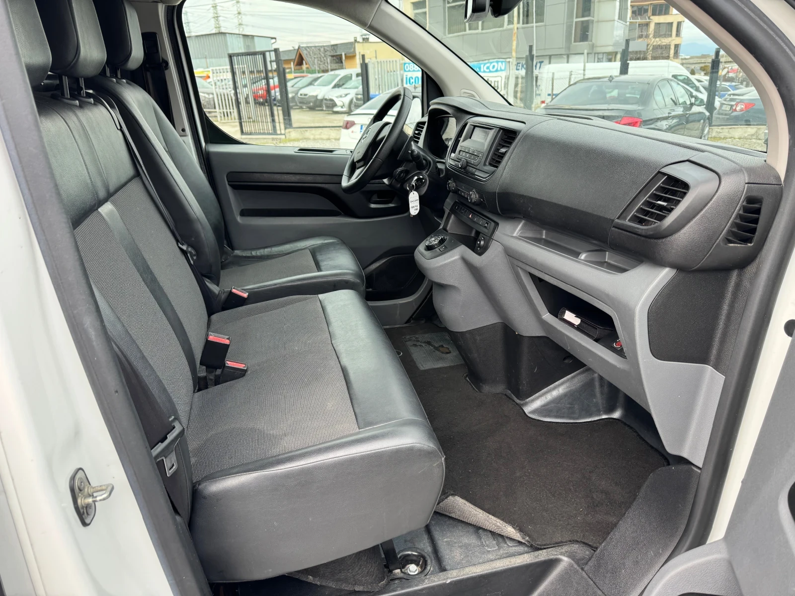 Opel Vivaro AUTOMATIC * ����* ������* 2.0d 122hp* euro 6 | Mobile.bg � ����������� 17