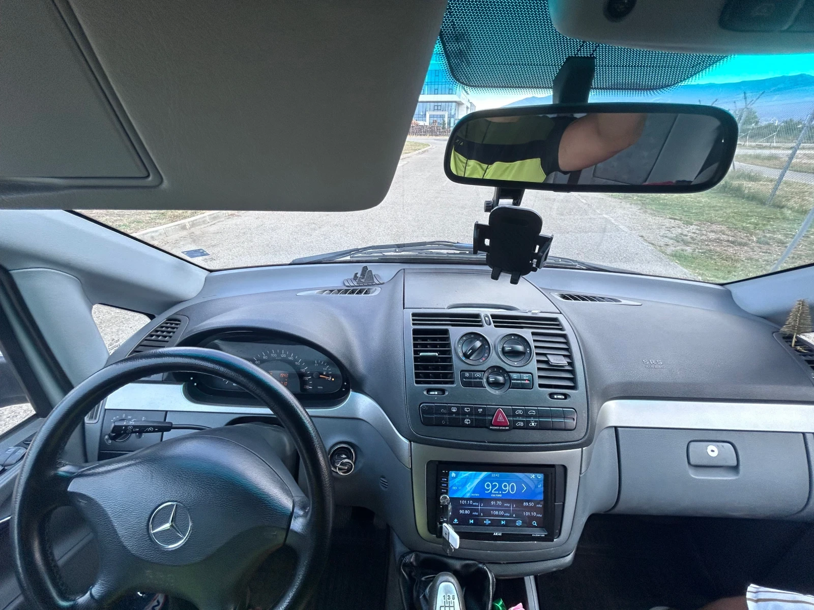 Mercedes-Benz Viano 2.2 150коня 4+ 1, снимка 9 - Бусове и автобуси - 55439033