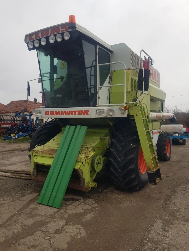 Комбайн Claas DOMINATOR 118 SL MAXI , снимка 2 - Селскостопанска техника - 45639743