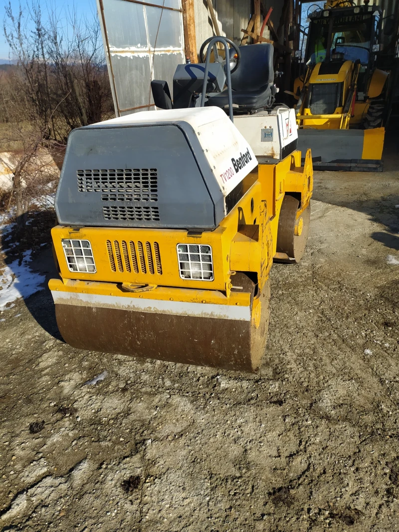 Валяк BOMAG TV 1 200, снимка 6 - Индустриална техника - 52103415