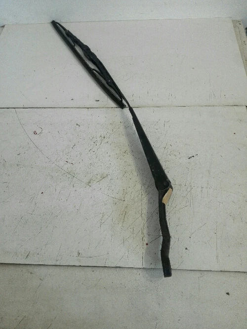 Рамо чистачка ляво Пежо 206