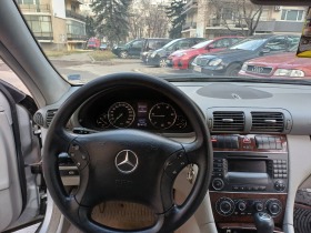 Mercedes-Benz C 220, снимка 11 - Автомобили и джипове - 44186229