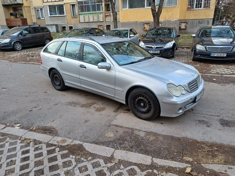 Mercedes-Benz C 220, снимка 1 - Автомобили и джипове - 47582009