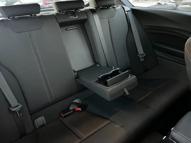 BMW 120  xDrive+ SportLine+ LED, снимка 10 - Автомобили и джипове - 47722367