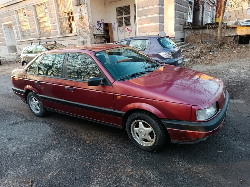 VW Passat, снимка 2 - Автомобили и джипове - 48522242