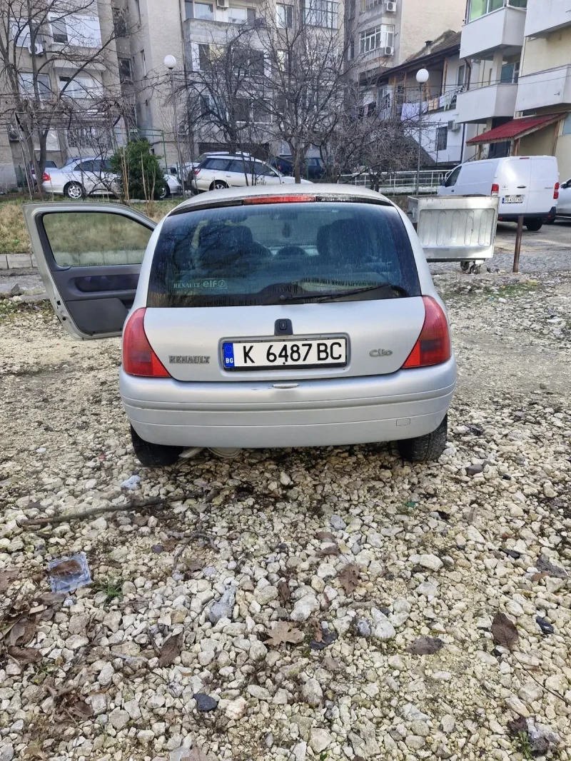 Renault Clio, снимка 2 - Автомобили и джипове - 48583984