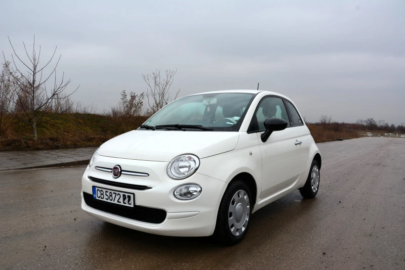 Fiat 500 Сервизна кнжка, снимка 1 - Автомобили и джипове - 49328115