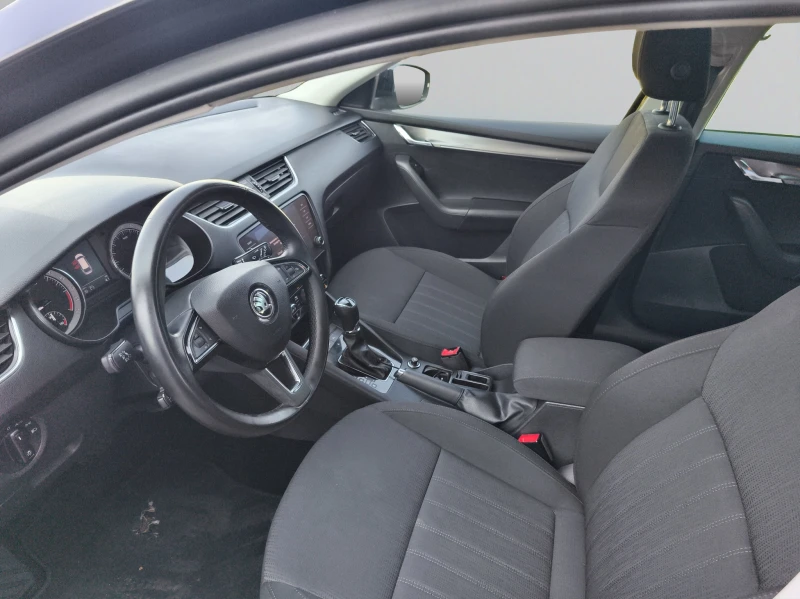 Skoda Octavia 2.0TDI 150hp DSG E6/2002R09, снимка 9 - Автомобили и джипове - 50657009