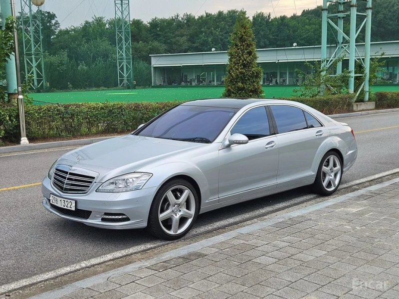 Mercedes-Benz S 550