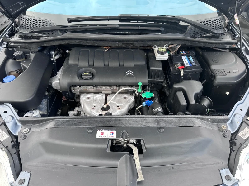 Citroen C4 1.4i - РЕАЛНИ КИЛОМЕТРИ - УНИКАТ, снимка 17 - Автомобили и джипове - 53095241