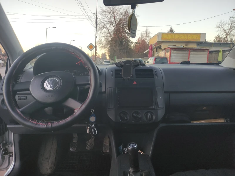 VW Polo 1, 4 бензин 75 коня , снимка 9 - Автомобили и джипове - 53113953