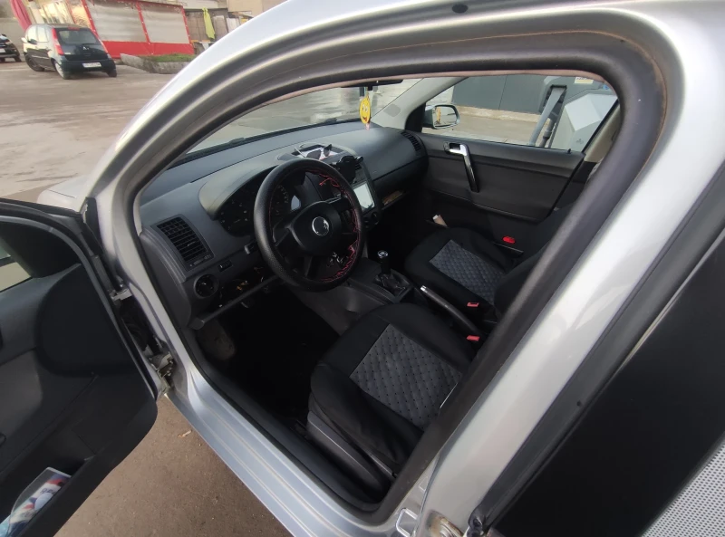 VW Polo 1, 4 бензин 75 коня , снимка 6 - Автомобили и джипове - 53113953